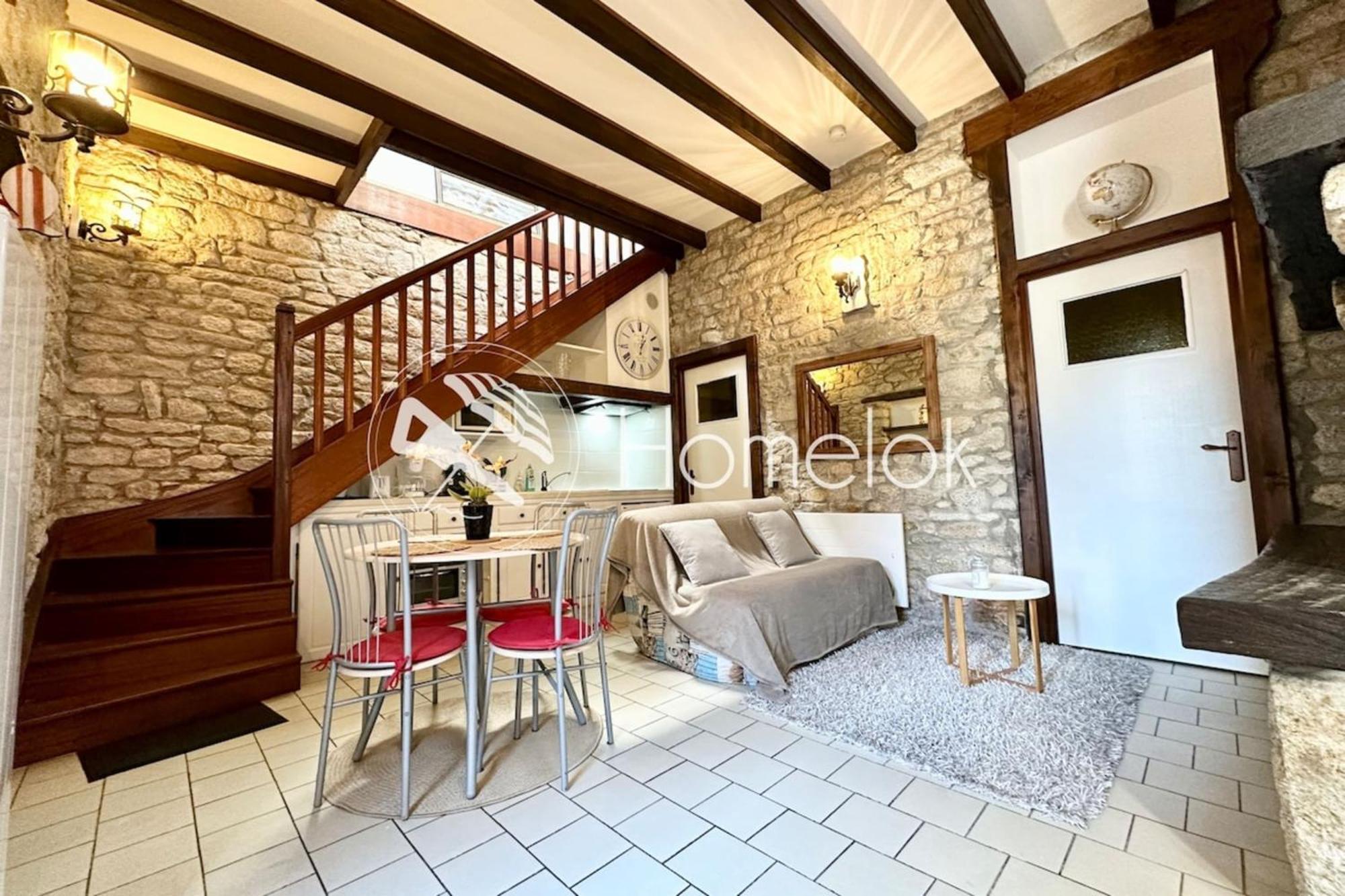 Maison De Pecheur Atypique Les Pieds Dans L'eau Holiday home